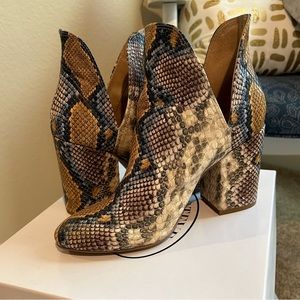 Steve Madden snakeskin booties